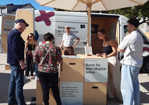 Interessante Informationen rund ums Eigenheim gab es mit dem Ausstellungsmobil des Ministeriums für Landesentwicklung und Wohnen Baden-Württemberg