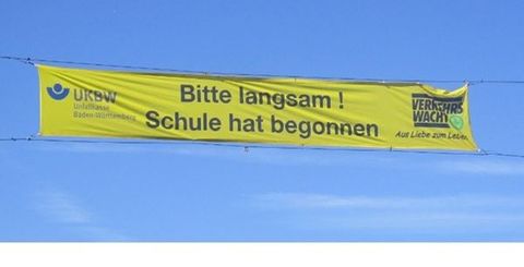 Bitte langsam! Schule hat begonnen