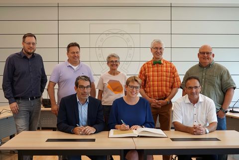 Eintrag ins Goldene Buch