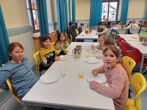 Impressionen vom gemeinsamen Frühstück